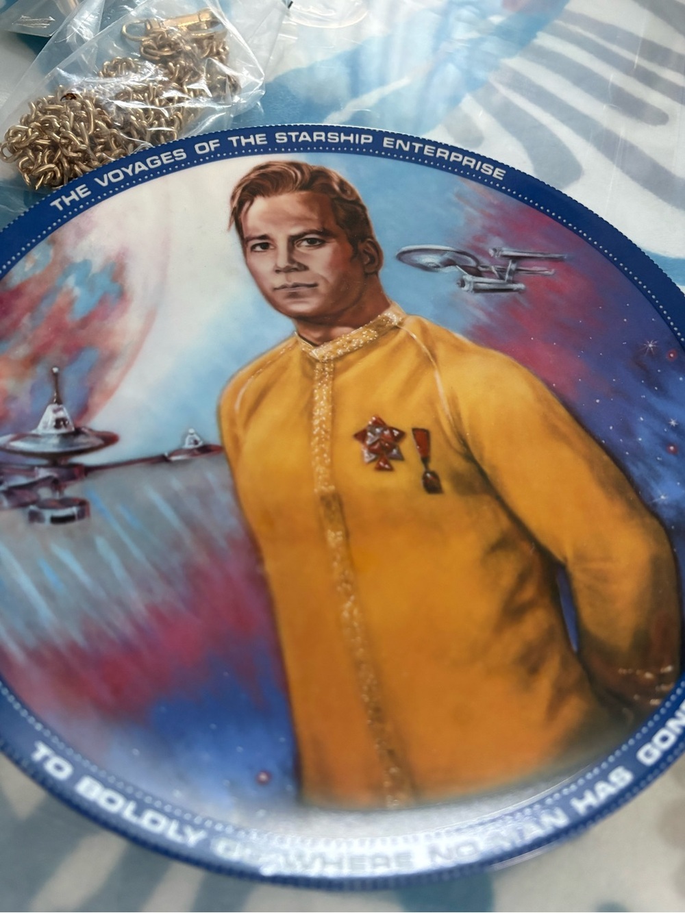 Star Trek Decorative Plate Featuring Captain Kirk in Gold Uniform